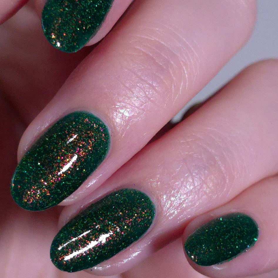 Green Glitter Nail Polish, Shimmer Nails, Magic Eater, Head On Studio Lighting, sylvanclaw